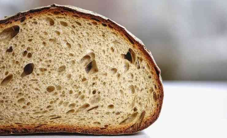 Pane croccante fuori morbido dentro