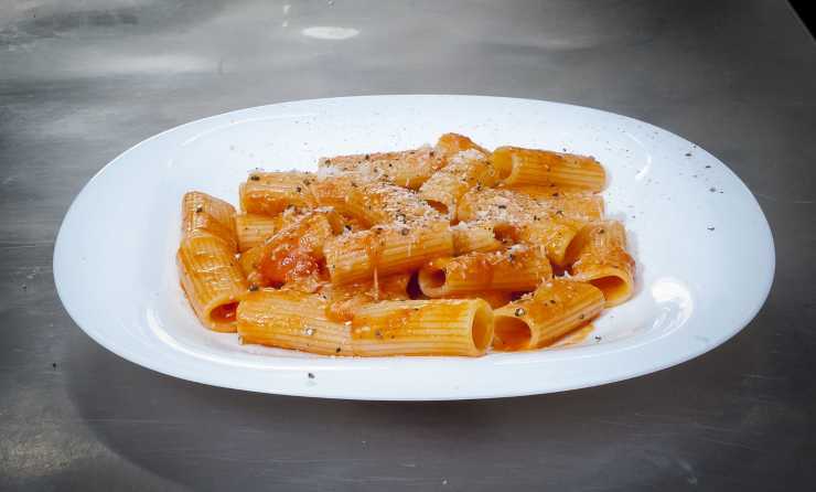 pasta alla zozzona