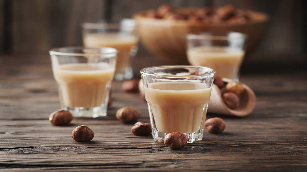 crema liquore alla nocciola