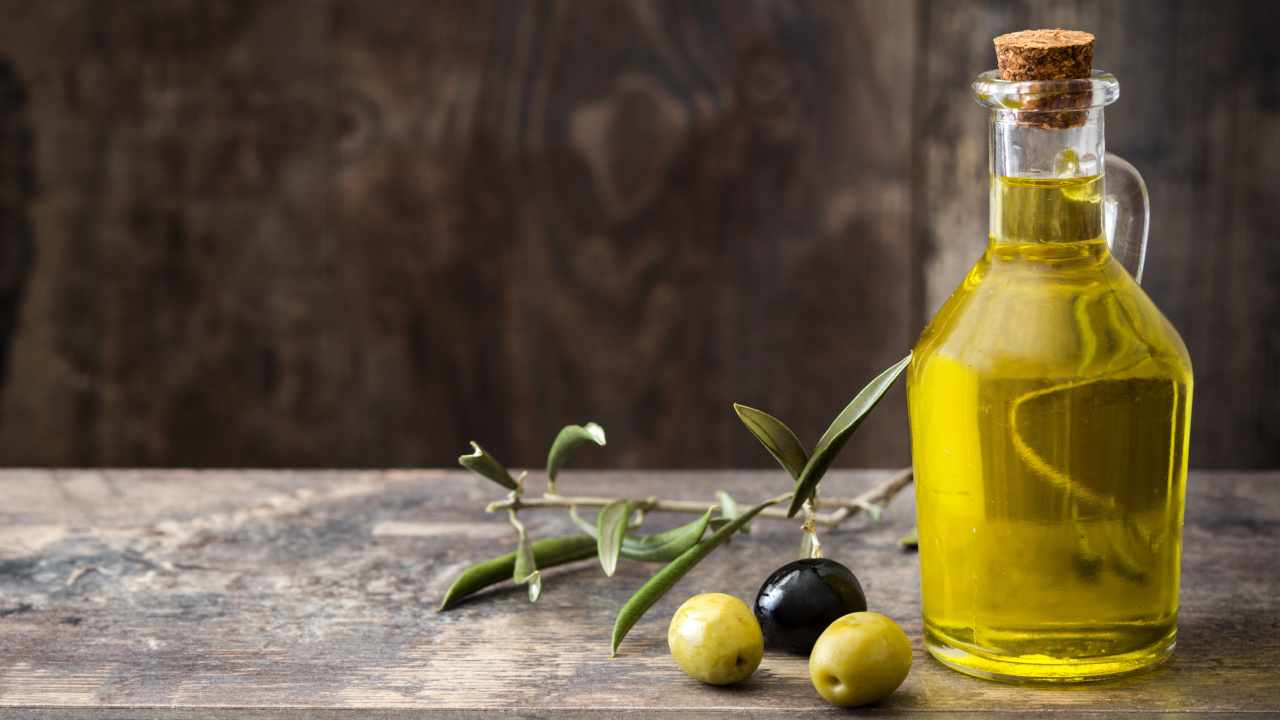 olio d'oliva scaduto