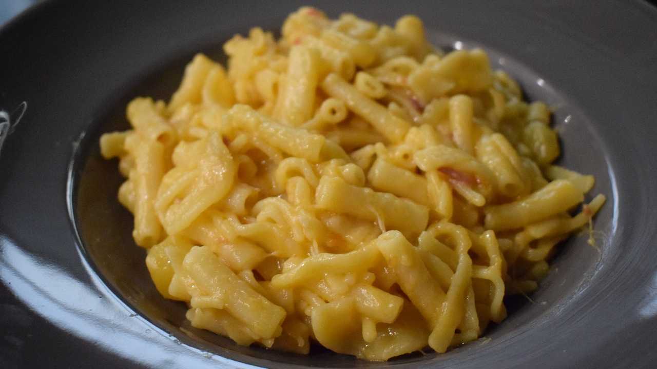 pAsta patate cosa aggiungere