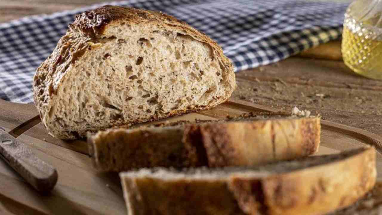 tagliare pane