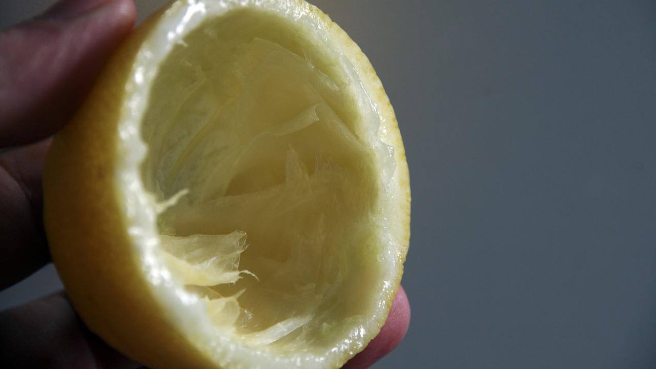 Bucce di limone cosa fare