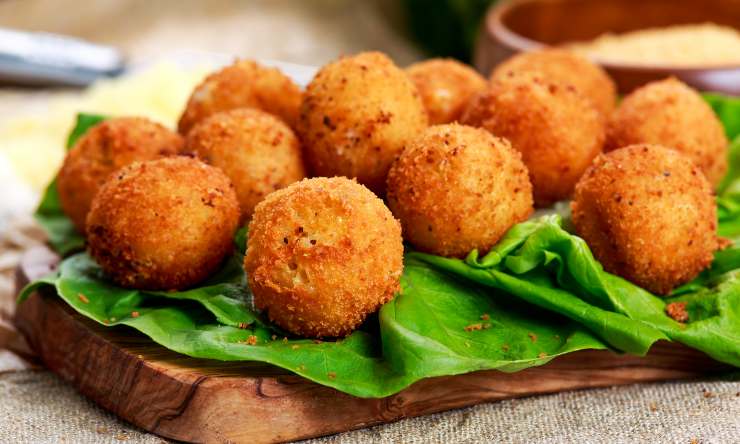 bocconcini mozzarella in carrozza