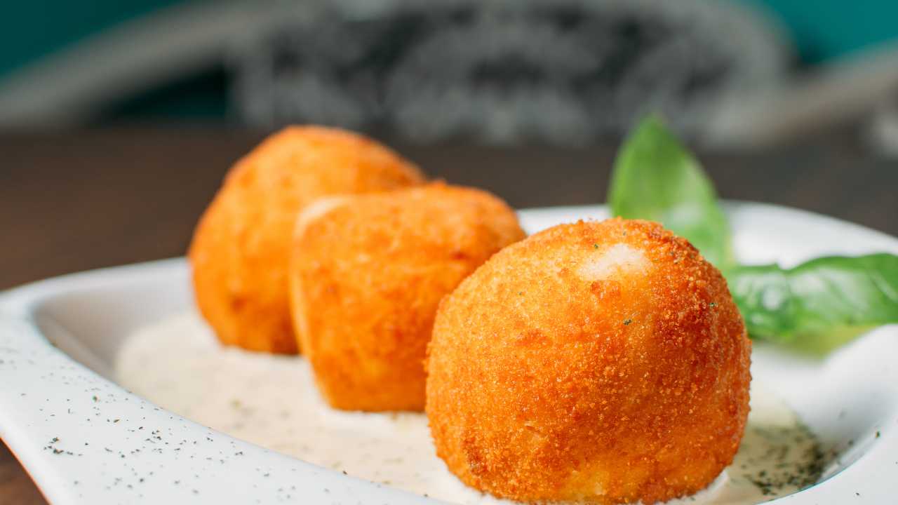 bocconcini mozzarella in carrozza