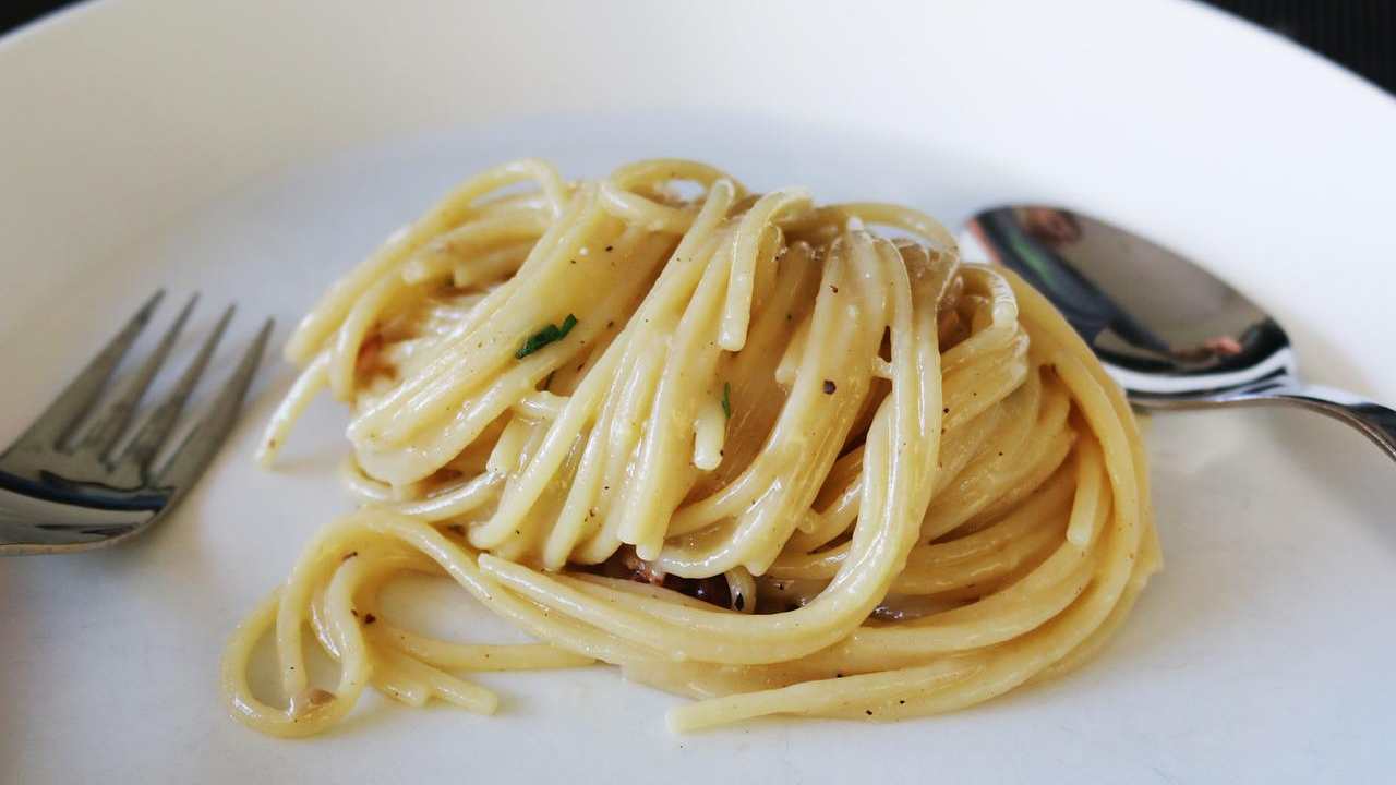 Spaghetti cacio pepe