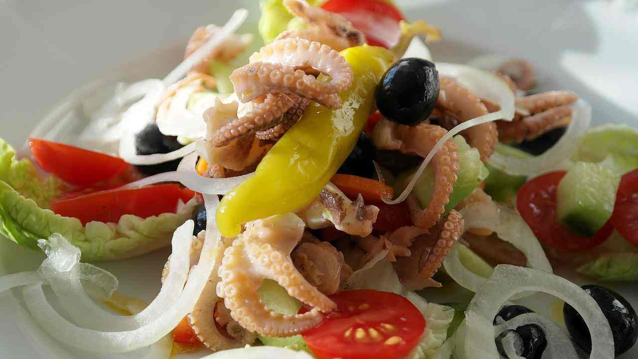 insalata di pesce