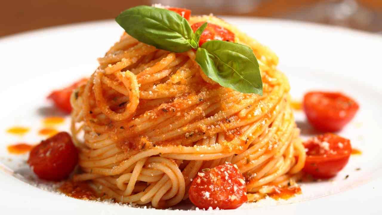 spaghetti pomodoro fresco