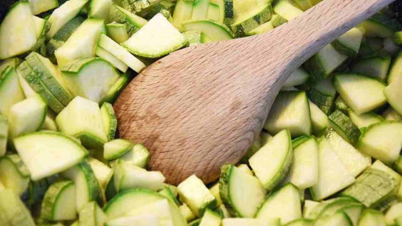 pasta zucchine aggiungere