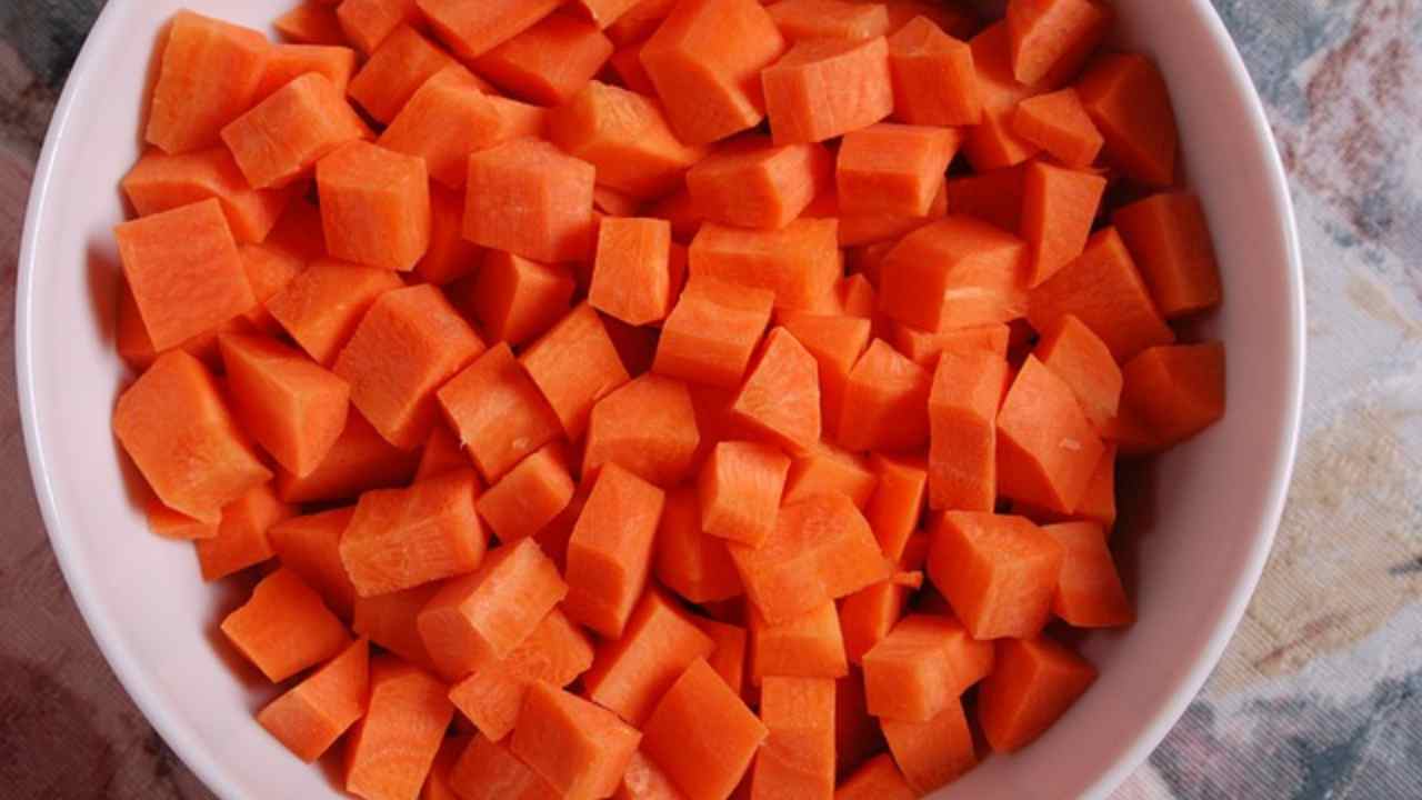 contorno carote