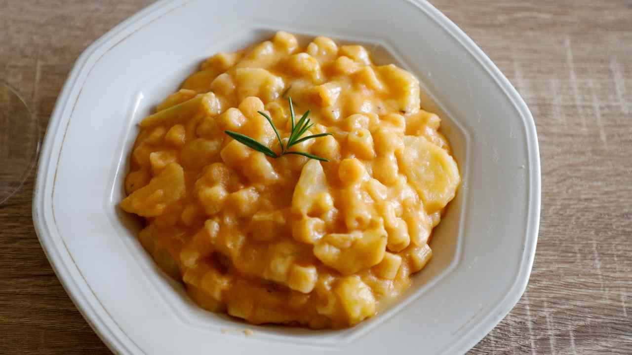 Pasta e patate cremosa