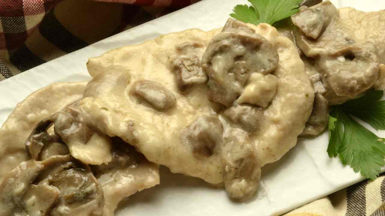 Queste scaloppine funghi cremosissime