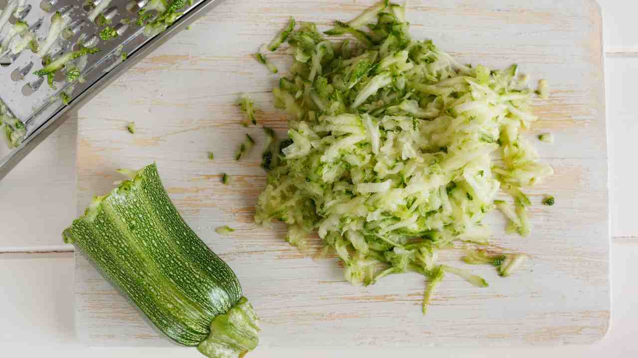 Zucchine uova formaggio