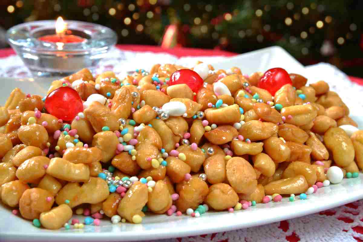 mettere struffoli vassoio trucco