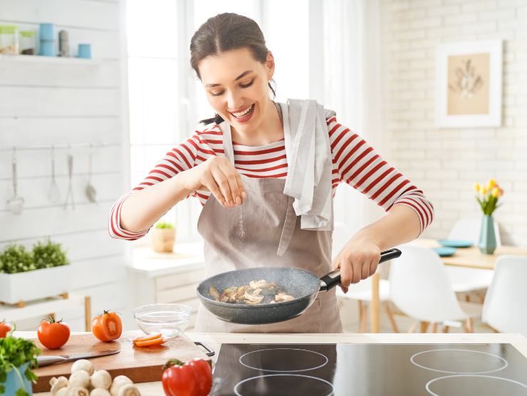 Cucinare cena tante persone