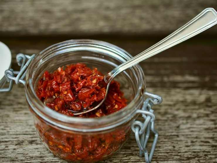 bruschette ricotta pomodori