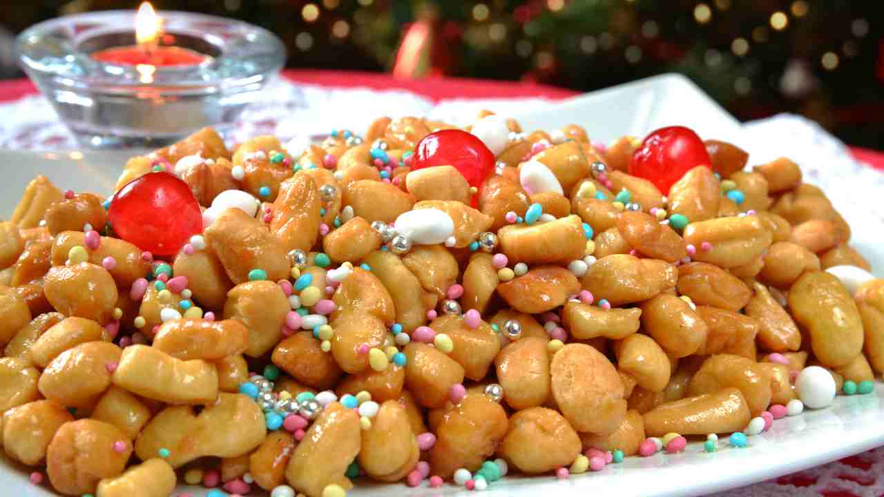 Preparare gli struffoli