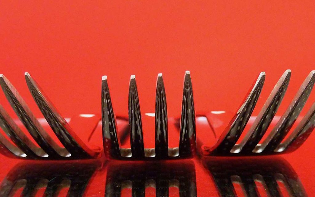 Nonni allargano denti forchette