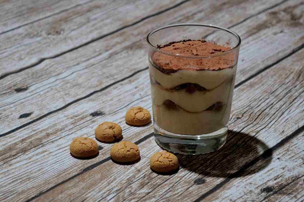 crema pasticcera e nocciole