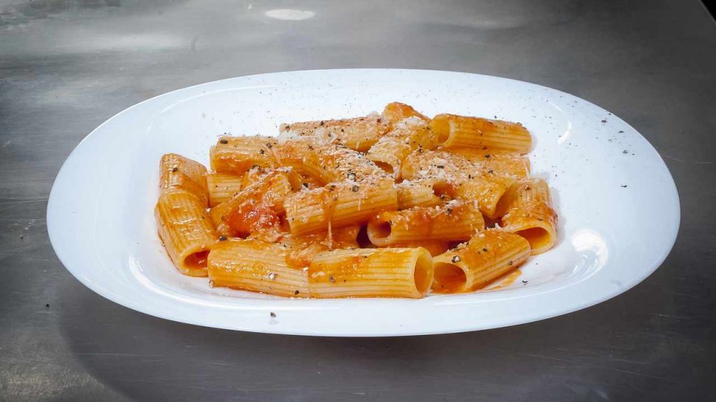 cosa aggungere pasta sugo