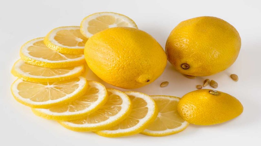 cosa succede se mangi i semi del limone
