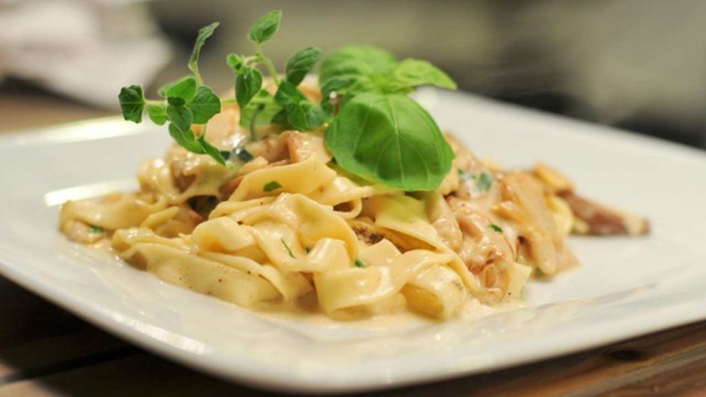 tagliatelle funghi
