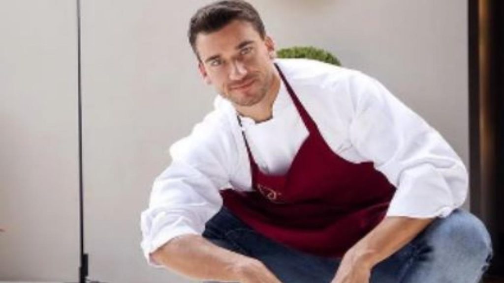 Damiano Carrara 'irriconoscibile'