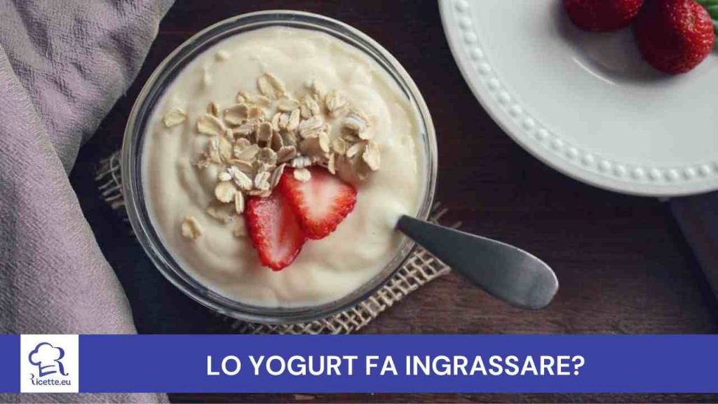 Mangiare lo yogurt