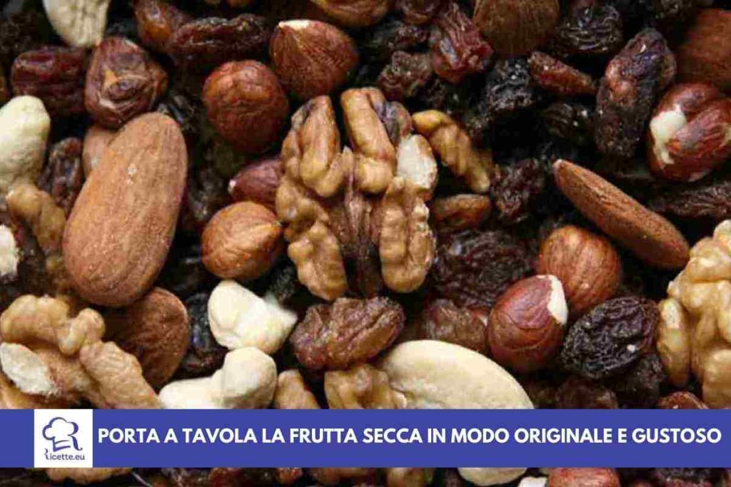 frutta secca servire