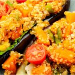 Barchette di melanzane con quinoa pomodori e verdure