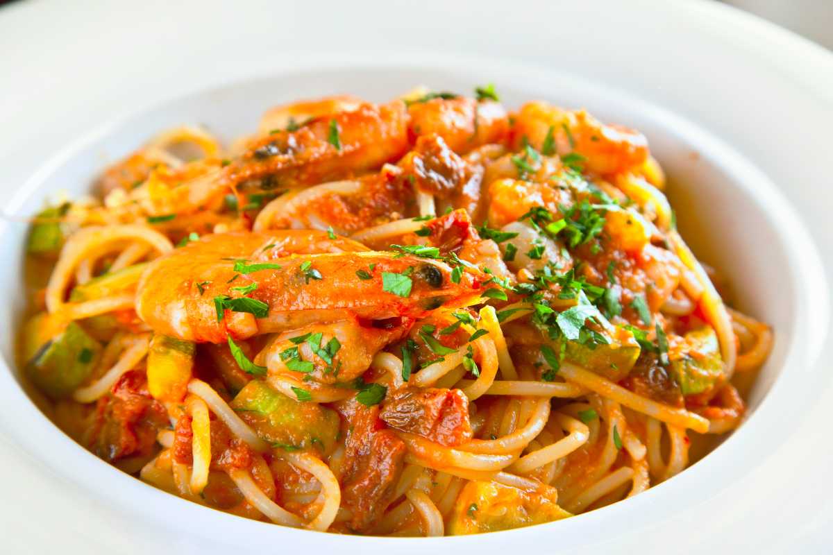 spaghetti alla bisque di gamberi